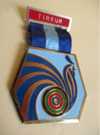 TIR TIREUR./ Insigne De Compétition De Sport/ Médaille Pendante Avec épingle/Bronze / Vers 1970-1972   SPO396 - Andere & Zonder Classificatie