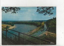 Meilhan-sur-Garonne (47) : Vue Aérienne Générale Prise Au Niveau Du Canal Lors Du Passage D'une Péniche En 1980 ETAT GF. - Meilhan Sur Garonne