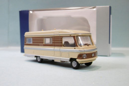 Rietze - CAMPING-CAR HYMER 660 Hymermobil Beige Réf. 10070 Neuf NBO HO 1/87 - Road Vehicles