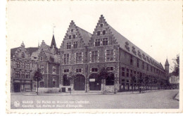 CP Kortrijk Nels De Hallen En Museum Van Oudheden - Kortrijk