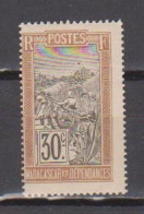 MADAGASCAR         N° YVERT  :  102 NEUF SANS GOMME        ( S G     2 / 55  ) - Neufs