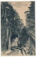 CPA - LUS-LA-CROIX-HAUTE (Drôme) - Gorges Du Rioufroid - Route Pittoresque Allant De Lus à La Forêt De Durbon - Autres & Non Classés