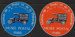 Autocollant MUSEE POSTAL PARIS - Maison De La Poste Et De La Philatélie - Transport Dépêches - (1 Bleu Et 1 Rouge) - Stickers