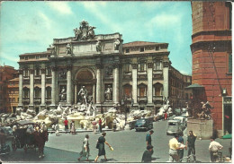 Roma (Lazio) Fontana Di Trevi, Trevi's Fountain, Auto D'Epoca E Carrozza Con Cavallo, Old Cars And Carriage With Horse - Fontana Di Trevi