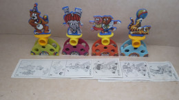 1997 Ferrero - Kinder Surprise - K97 79, 80, 81 & 82 - Balancing Figures - Complete Set + 4 BPZ's - Monoblocs