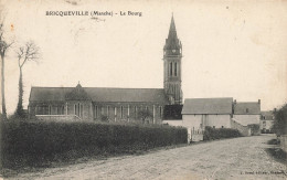 Bricqueville * Le Bourg Du Village * Route & église - Other & Unclassified