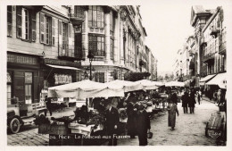 06 - NICE - S15678 - Le Marché Aux Fleurs - CPSM 14x9 Cm - Mercati, Feste