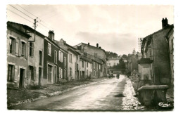 CPsm 54 : VANDOEUVRE   Rue Gambetta     A   VOIR  !!!! - Vandoeuvre Les Nancy