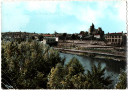 CPSM DE PONT-DU-CHÂTEAU  (PUY DE DÔME)  VUE GÉNÉRALE. BORDS DE L'ALLIER - Pont Du Chateau