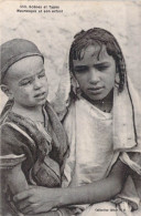 ALGERIE - Scènes Et Types - Mauresque Et Son Enfant - Carte Postale Ancienne - Scenes