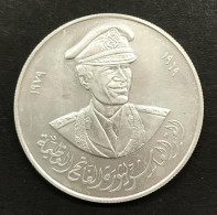 Libia Libya Socialist People's Republic Silver Medal 1979 Muammar Gaddafi 10th Anniversary, KM-X4 E.088 - Libia