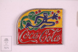 Pin Coca Cola Abstract Figures - 21 X 16 Mm - Butterfly Fastener - Coca-Cola