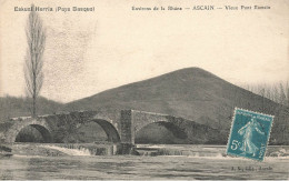 Ascain * Un Coin Du Village Et Vieux Pont Romain * Environs De La Rhune - Ascain