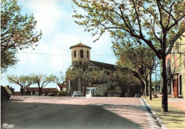 Caromb * La Place De L'église Du Village - Sonstige & Ohne Zuordnung