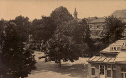 Tournai - Pensionnat De La Sainte Union Des Sacré Coeurs Chaussée De Lille. Une Partie De La Cour De Récréation - Doornik