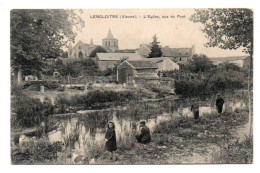 (86) 533, Lencloitre, L'Eglise Vu Du Pont - Lencloitre