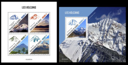 Guinea  2022 Volcanoes. (303) OFFICIAL ISSUE - Vulkanen