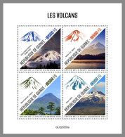 GUINEA REP. 2022 MNH Volcanoes Vulkane Volcans M/S - OFFICIAL ISSUE - DHQ2319 - Vulkanen