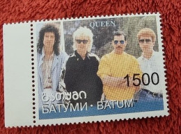 RUSSIE Ex URSS,  Musique, Rock N Roll, QUEEN 1 Valeur émise En 1998. ** MNH - Chanteurs