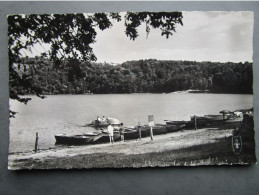 CP 63 Puy De Dôme GOUR DE TAZENAT,Maar, Ancien Cratère Le Débarcadère PEDALOS Charbonnières Les Vieilles 1959 - Manzat