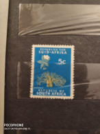 South Africa	Flowers (F4) - Used Stamps