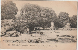 BEG MEIL  VUE SUR LES PYRAMIDES DE LA PLAGE - Beg Meil