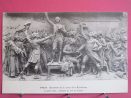 75 - Paris - Bas-reliefs Statue De La République - 20 Juin 1789 - Serment Du Jeu De Paume - Statues