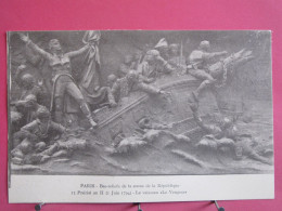 75 - Paris - Bas-reliefs Statue De La République - 1 Juin 1794 - Le Vaisseau Le Vengeur - Statues