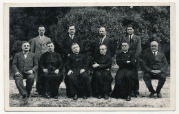 CPA Photo - Groupe D'hommes, Ecclésiastiques Et Civils (Ecole, Professeurs ???) Photo RAYMOND, Valence - Valence