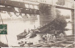 CARTE PHOTO MAINE ET LOIRE - CATASTROPHE DU PONT DE CE - ACCIDENT FERROVIAIRE - Catastrophes