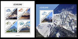 Guinea  2022 Volcanoes. (303) OFFICIAL ISSUE - Volcanos