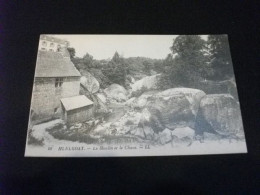 LE MOULIN ET LE CHAOS HUELGOAT - Moulins à Eau