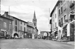 LE BOIS D'OINGT - Le Centre Et L'Eglise - Le Bois D'Oingt