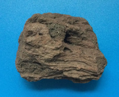 Volcanic Scoria Rock Stone, Volcanic Park Avital, Golan Heights Israel, 66 G - Minéraux