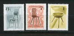 HONGRIE : CHAISE - N° Yvert 3766+3767+3768 ** - Unused Stamps