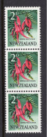 New Zealand 1960-66 Pictorials - 2d Kowhai Ngutu-kaka Strip HM (SG 783) - Neufs