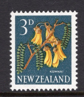 New Zealand 1960-66 Pictorials - 3d Kowhai HM (SG 785) - Neufs