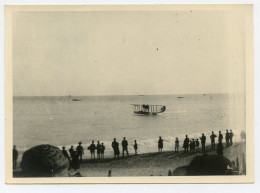 Aviation.Avion.Hydravion à L'ancre  En Bordure De Plage.Collection J.F.Oller. - Luchtvaart