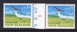 New Zealand 1960-66 Pictorials - Coil Pairs - 1/9 Top Dressing - Colour - 3 - HM - Neufs