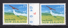 New Zealand 1960-66 Pictorials - Coil Pairs - 1/9 Top Dressing - Colour - 6 - HM - Nuevos