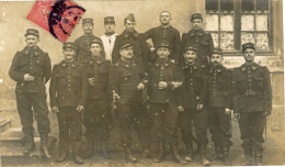 Groupe De Militaires - Carte-Photo ( Postcard ) - Uniformes