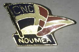 76224-Pin's. Le Nouméa Yacht Club Cercle Nautique Calédonien .CNC - Sailing, Yachting