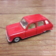 JOUET . DINKY TOYS. " RENAULT 6 " - Réf. N°29J - - Dinky