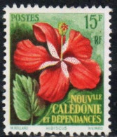NOUVELLE CALEDONIE NEW NUOVA CALEDONIA 1958 FLORA FLOWERS FLEURS FIORI HIBISCUS 15fr OBLITERE' USED USATO - Gebruikt