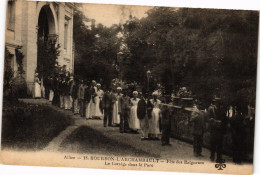 CPA BOURBON-l'ARCHAMBAULT - Féte Des Baigneurs-Le Cortége Dans Le Parc (263047) - Bourbon L'Archambault