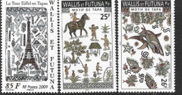 Delcampe - WALLIS & FUTUNA. Le Tissu Tapa (Tissu D'écorces Fabriqué Dans Les îles De L' Océan Pacifique 3 Timbres Neufs ** - Textil