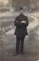 MILITARIA - Soldat - Uniforme - Portrait - Képi - Moustache - Carte Postale Ancienne - Autres & Non Classés