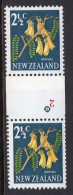 New Zealand 1967 Decimal Pictorials - Wmk. - Coil Pairs - 2½c Kowhai - 2 - MNH - Ungebraucht