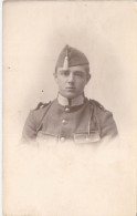 MILITARIA - Soldat - Uniforme - Portrait - Képi - Carte Postale Ancienne - Altri & Non Classificati