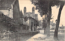 FRANCE - 02 - LAON - Entrée De L'Hôtel Dieu Et L'Eglise St Martin -  Carte Postale Ancienne - Laon